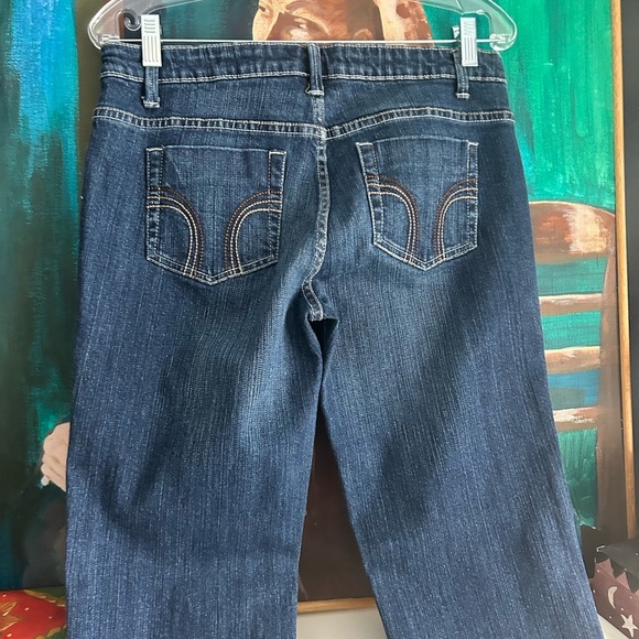 Classic Indigo Flare Jeans 30/REG - Picture 8 of 10